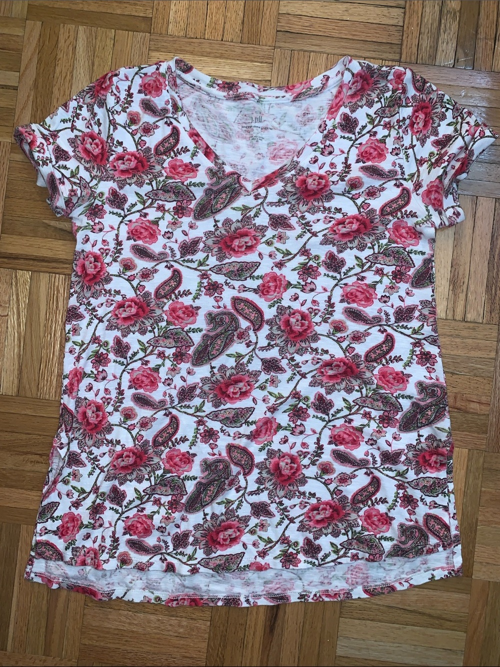 J. Jill Pima V-Neck Short Sleeve Top Women’s Size XS Paisley Patterned